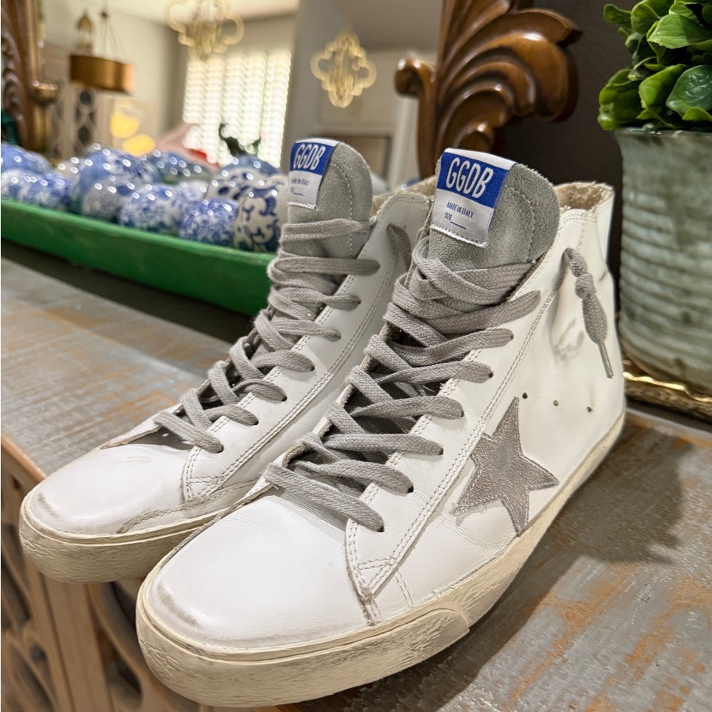 Golden Goose White Leather Mid-Top Sneakers with Gray Star 41 (10.5)
